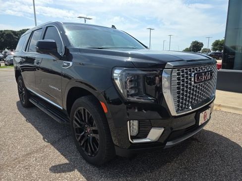 Used 2024 GMC Yukon Denali AWD/4WD image 1