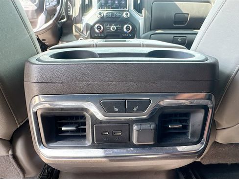 Used 2020 GMC Sierra 1500 SLT RWD image 24