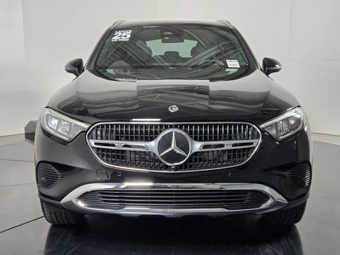 Used 2025 Mercedes-Benz GLC 300 image 8