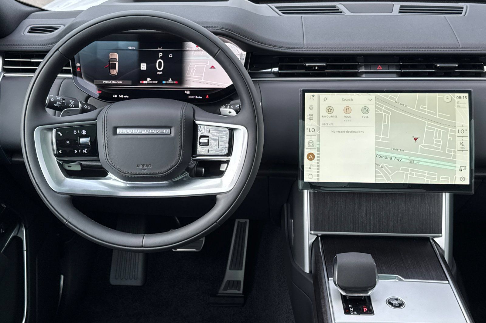 New 2026 Land Rover Range Rover Long Wheelbase SE AWD/4WD image 15