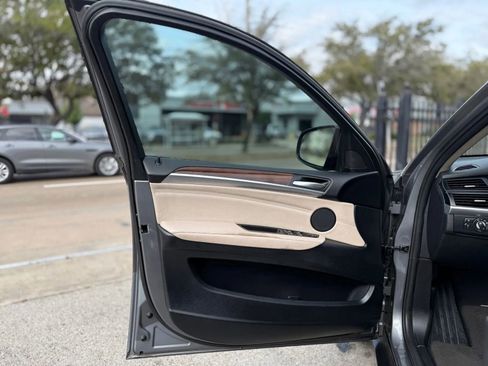 Used 2011 BMW X6 xDrive35i image 8