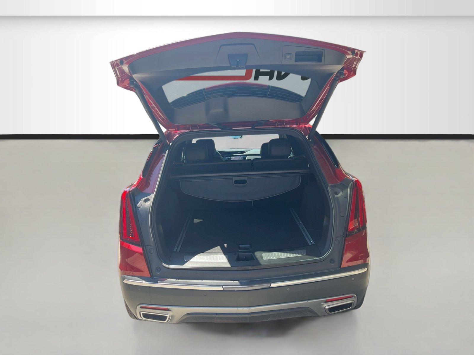 Used 2025 Cadillac XT5 Premium Luxury w/ Technology Package FWD image 29