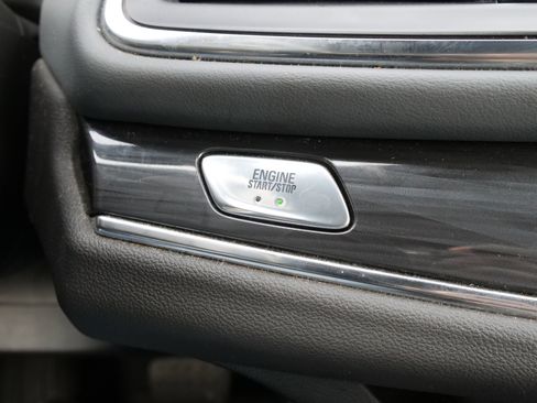 Used 2023 Buick Enclave Essence w/ Experience Buick Package image 26