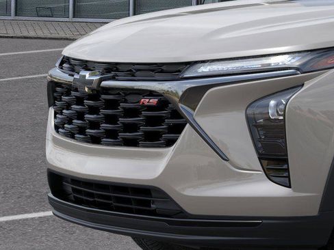 New 2026 Chevrolet Trax RS w/ Sunroof Package FWD image 13