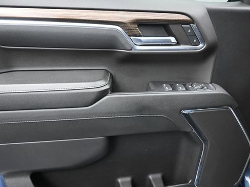 Used 2024 Chevrolet Silverado 1500 LT image 12