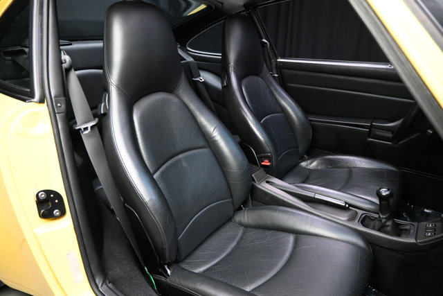 Used 1997 Porsche 911 Carrera RWD image 10