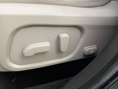 Used 2016 Subaru Forester 2.5i Premium image 18