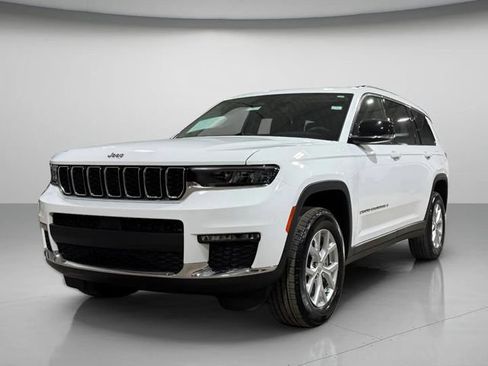 Used 2023 Jeep Grand Cherokee L Limited AWD/4WD image 8