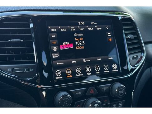 Used 2021 Jeep Grand Cherokee Laredo X image 20