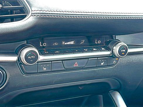 New 2026 MAZDA MAZDA3 s FWD image 24