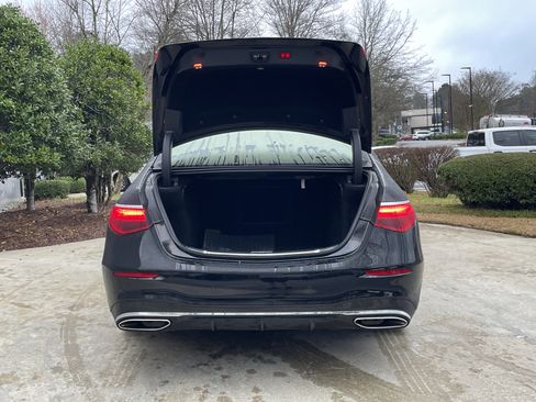 Certified 2022 Mercedes-Benz S 500 4MATIC w/ AMG Line Package image 9