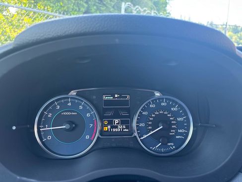 Used 2016 Subaru Crosstrek 2.0i Premium AWD/4WD image 13