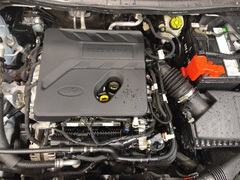 Used 2020 Ford Escape SEL image 30