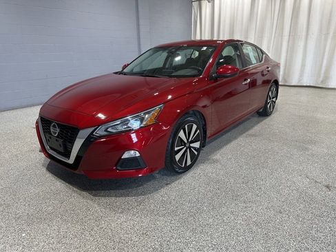 Used 2022 Nissan Altima 2.5 SV image 5