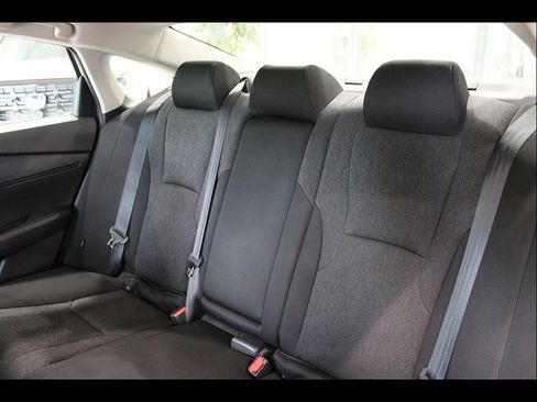 Certified 2023 Honda Accord EX image 17