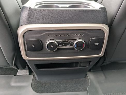 Used 2023 Ford Expedition Max XLT AWD/4WD image 27