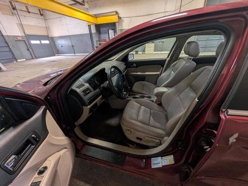 Used 2006 Ford Fusion SEL FWD image 21