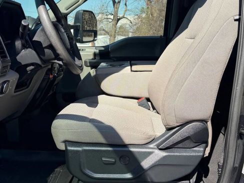 Used 2020 Ford F350 XLT w/ XLT Value Package image 17