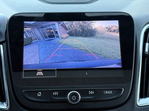Used 2021 Chevrolet Malibu Premier FWD image 30