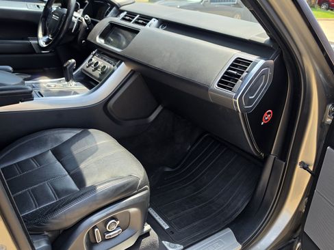 Used 2017 Land Rover Range Rover Sport HSE Dynamic AWD/4WD image 33