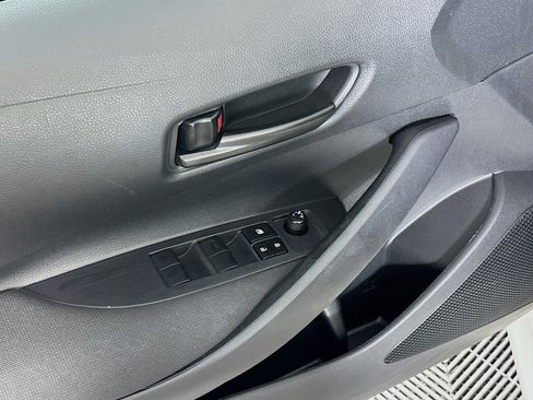 Used 2024 Toyota Corolla LE FWD image 15