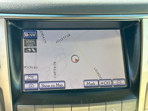 Used 2013 Lexus LX 570 4WD w/ Luxury Pkg image 29