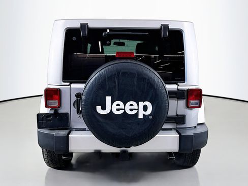 Used 2013 Jeep Wrangler Unlimited Sahara w/ Dual Top Group image 6