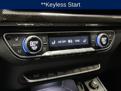 Used 2018 Audi SQ5 Prestige w/ Prestige Package image 10