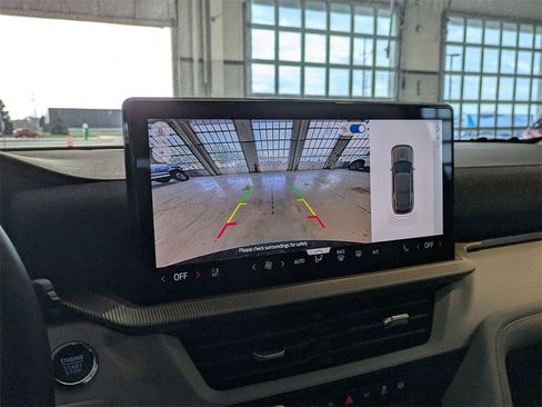 New 2026 Ford Explorer Active w/ Active Comfort Package image 15