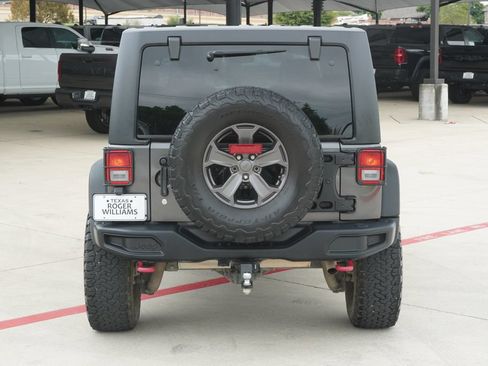 Used 2018 Jeep Wrangler Unlimited Rubicon AWD/4WD image 4