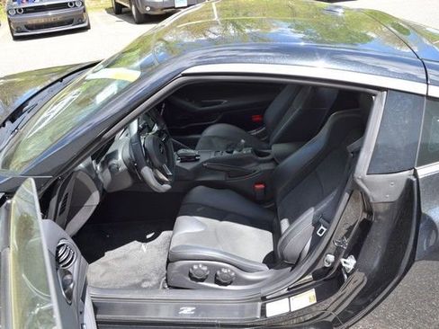 Used 2023 Nissan Z w/ Floor Mat Package (L93) RWD image 17