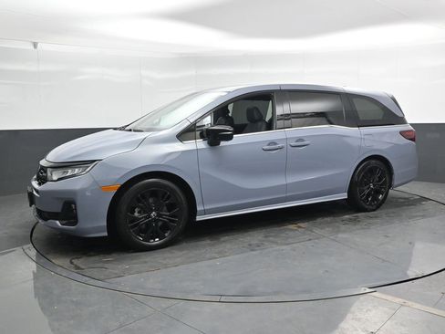 Used 2025 Honda Odyssey Sport-L image 6