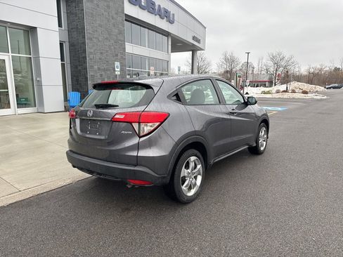 Used 2020 Honda HR-V LX image 4
