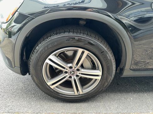 Used 2020 Mercedes-Benz GLC 300 4MATIC image 29