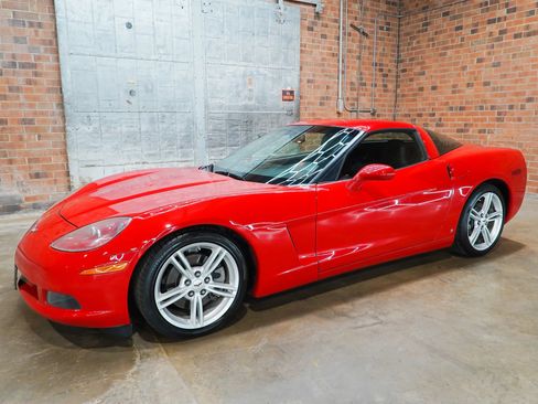 Used 2008 Chevrolet Corvette Coupe RWD image 8