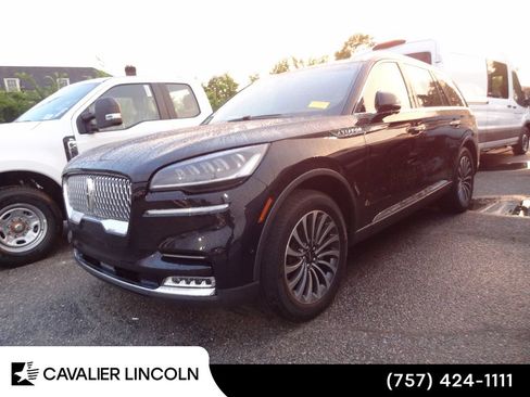 Used 2021 Lincoln Aviator Reserve w/ Equipment Group 201A AWD/4WD image 3