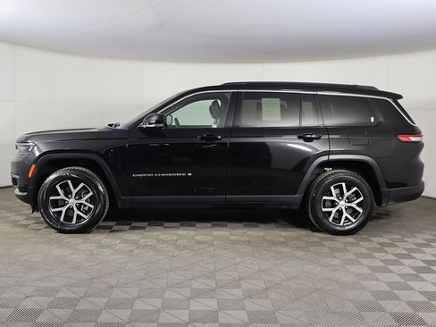 Used 2024 Jeep Grand Cherokee L Limited w/ Luxury Tech Group II image 21