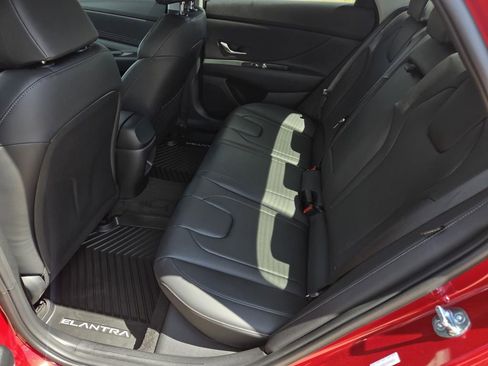 New 2026 Hyundai Elantra Limited FWD image 20