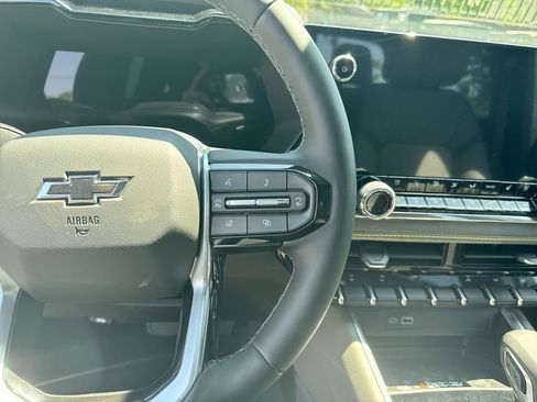 New 2026 Chevrolet Colorado ZR2 w/ ZR2 Bison Edition AWD/4WD image 18