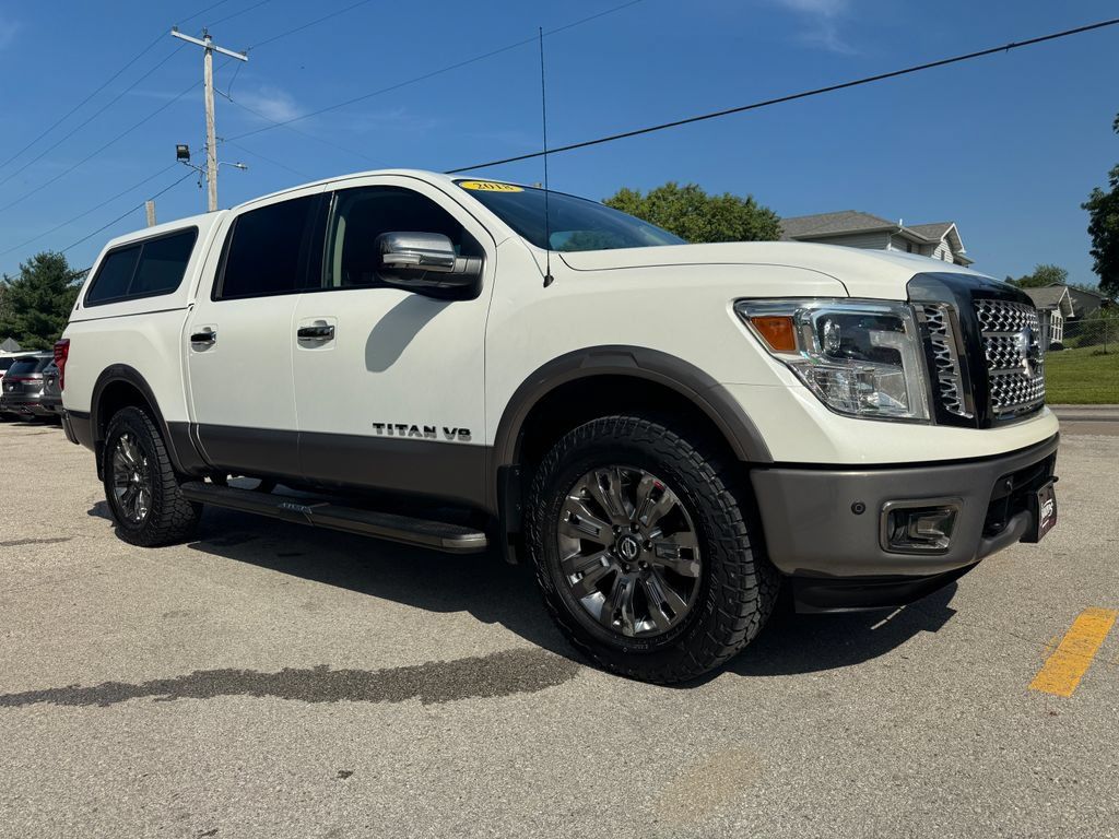 Used 2018 Nissan Titan Platinum Reserve AWD/4WD image 3