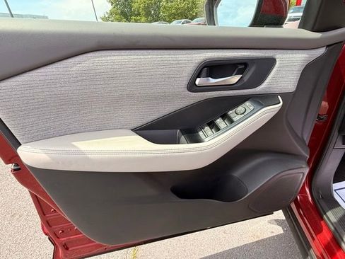 Certified 2023 Nissan Rogue SV AWD/4WD image 12