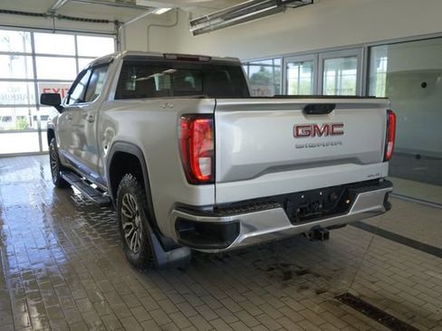 Used 2019 GMC Sierra 1500 SLE w/ SLE Value Package AWD/4WD image 11