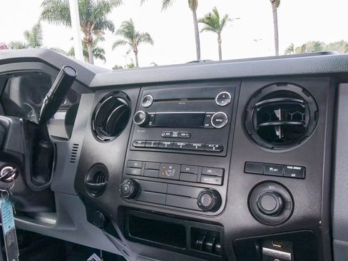 Used 2016 Ford F250 XL image 12