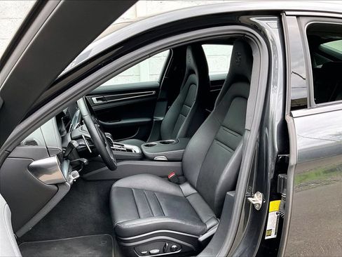 Certified 2023 Porsche Panamera 4 Platinum Edition AWD/4WD image 5