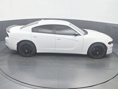 Used 2023 Dodge Charger SXT RWD image 25