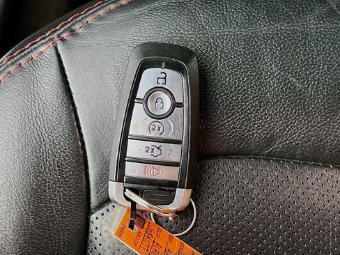 Used 2018 Ford Explorer Sport w/ Equipment Group 401A AWD/4WD image 33