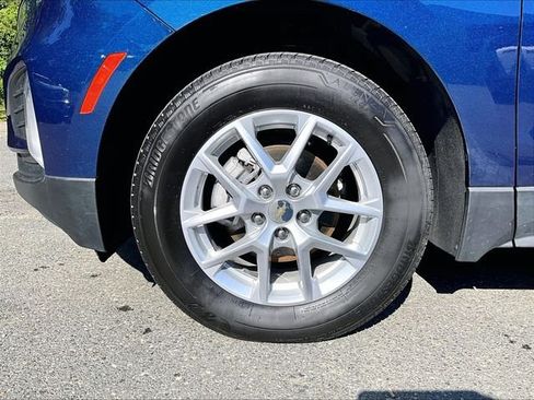 Used 2023 Chevrolet Equinox LT AWD/4WD image 9