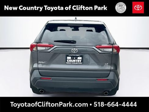Used 2023 Toyota RAV4 LE AWD/4WD image 6