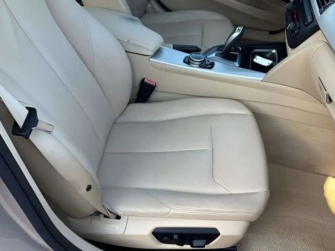 Used 2014 BMW 320i Sedan image 50