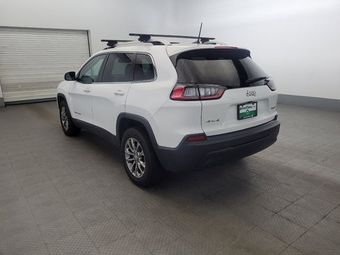 Used 2020 Jeep Cherokee Latitude Plus w/ Cold Weather Group AWD/4WD image 5